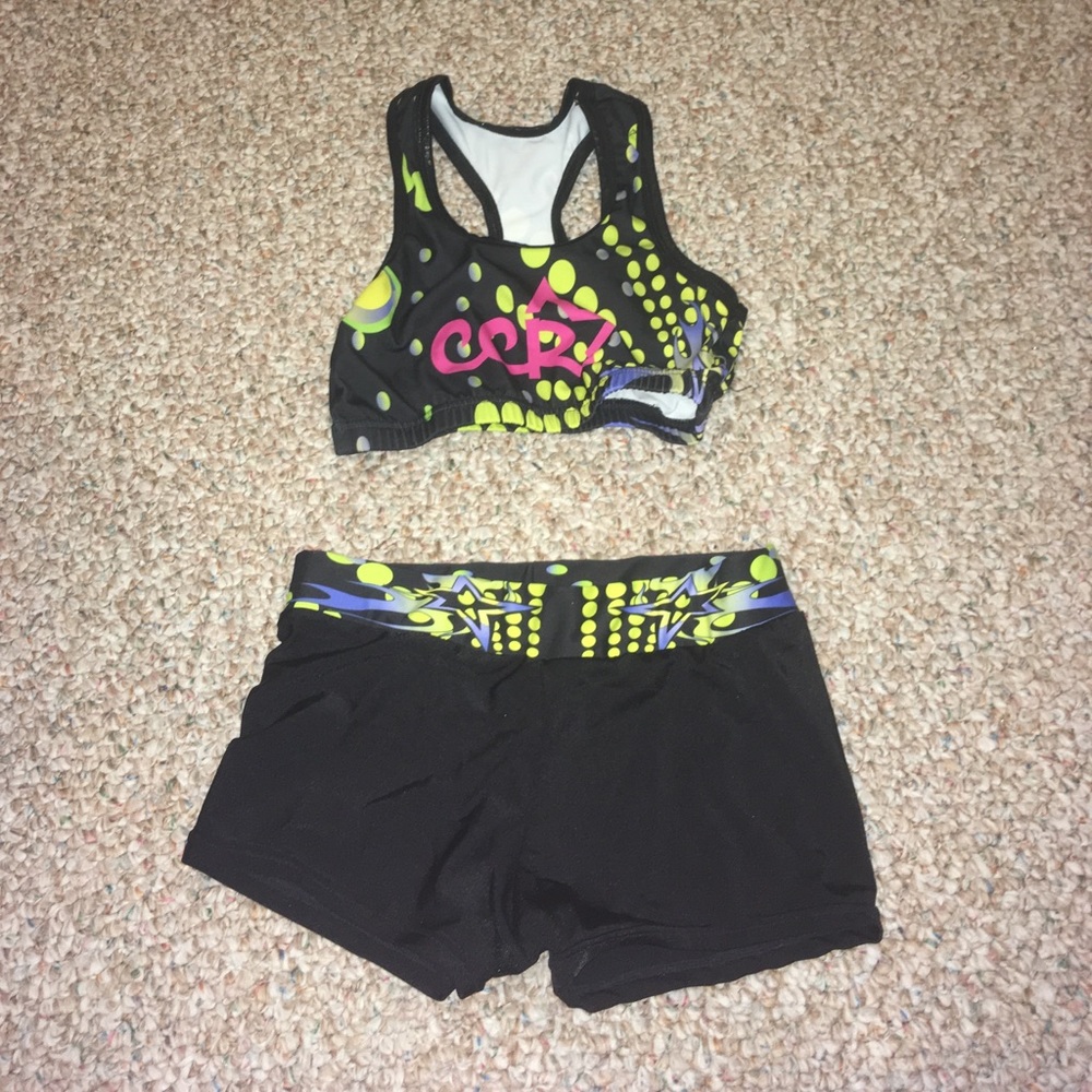 Sports bra and Spandex
